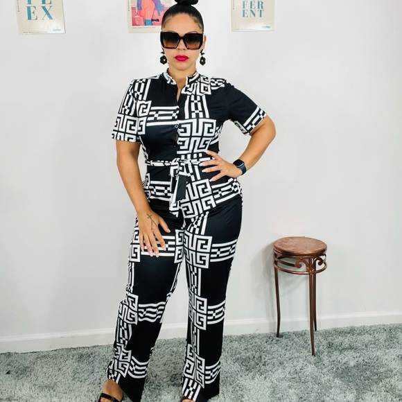 “ICON" Romper: Large - Picture 3 of 5